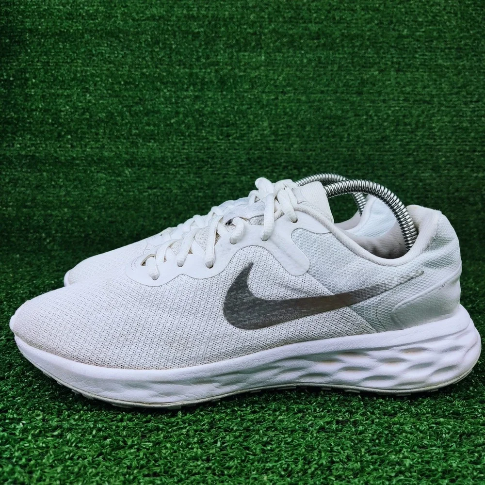 Nike Running Shoes Womens 10 White Revolution 6 Next Nature DC3729-101 Athletic
